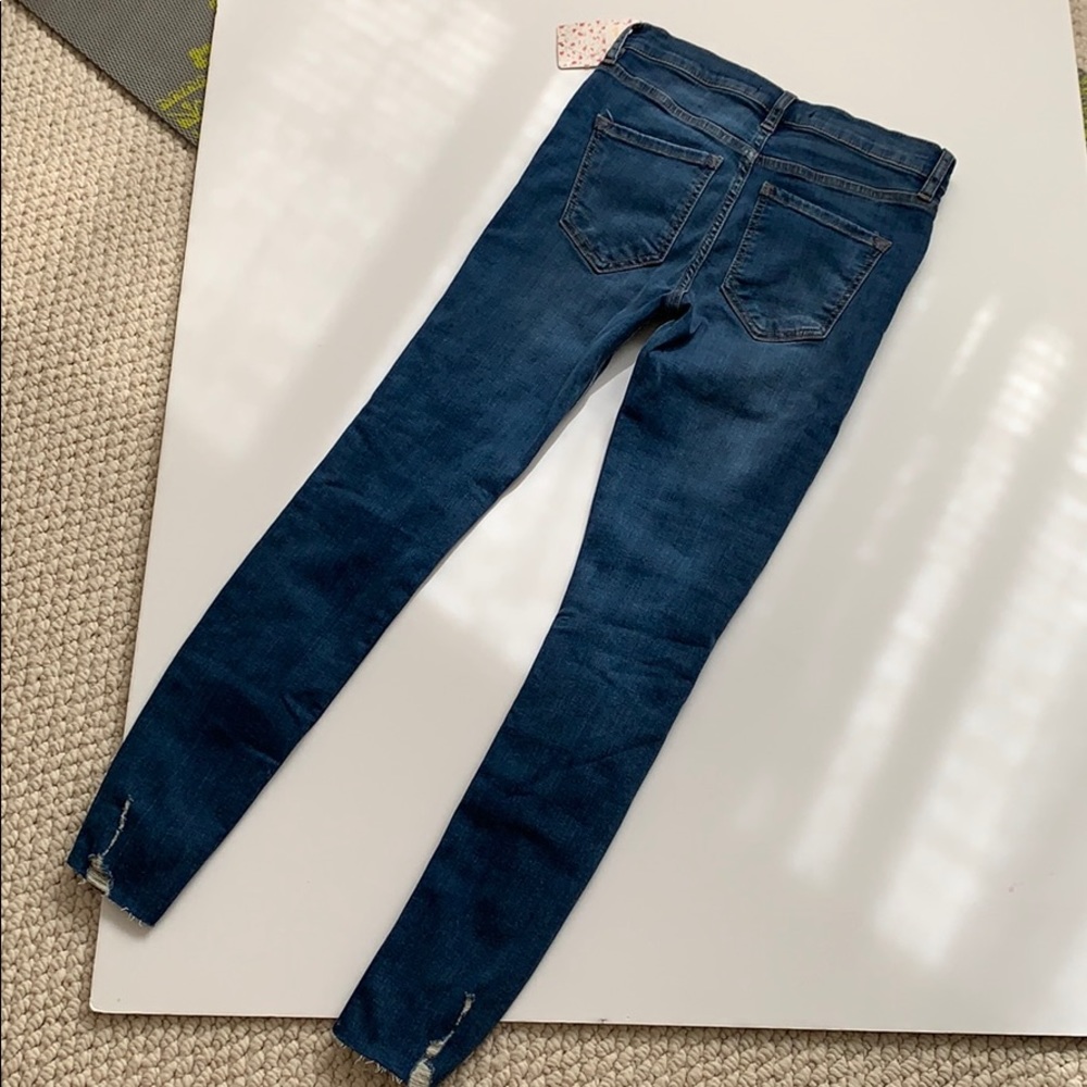 Free people shark bite jeans - Picture 5 of 8
